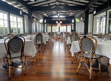 california/malibu/restaurant/lucky-s-malibu