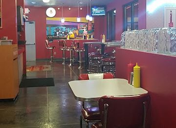 iowa/waterloo/restaurant/maid-rite