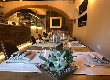 italy/arezzo/restaurant/convivio