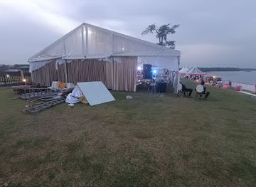 cameroon/tiko-beach/restaurant/mudongo-down-beach