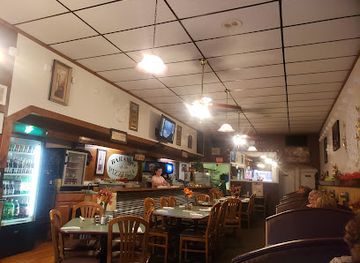 wisconsin/devil-s-lake-state-park/restaurant/mama-mia