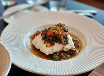 faroe-islands/eysturoy/restaurant/hallartun