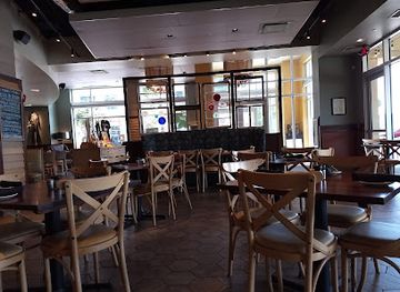 virginia/virginia-beach/town-center/restaurant/tupelo-honey-southern-kitchen-bar