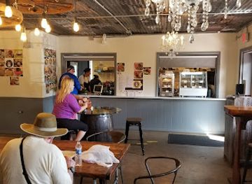 florida/mount-dora/restaurant/dark-light-cafe