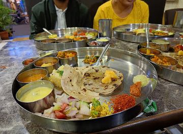 india/mysore/restaurant/purohit-restaurant-and-residency