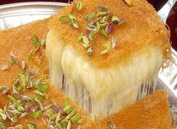 oman/ibri/restaurant/knafah-w-karak