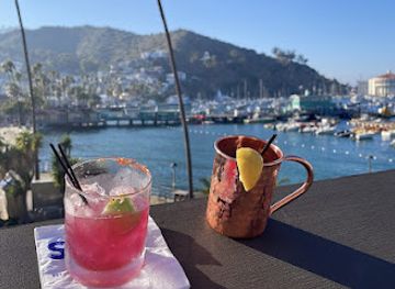 california/santa-catalina-island/restaurant/topside-by-ndmk
