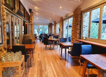 australia/south-australia/restaurant/utopia-waterfall-gully