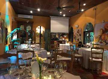 uruguay/sierra-de-los-caracoles/restaurant/la-bourgogne