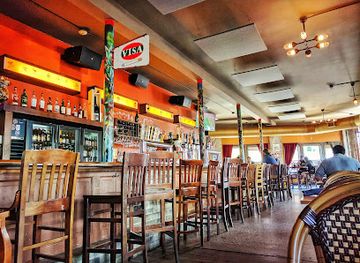 wisconsin/milwaukee/bay-view/restaurant/centraal-grand-cafe-tappery