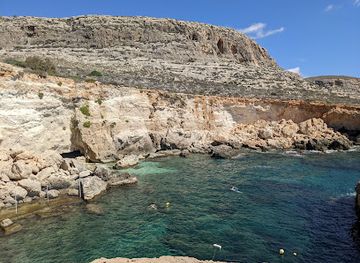 malta/blue-grotto/restaurant/blue-cave-bar-restaurant