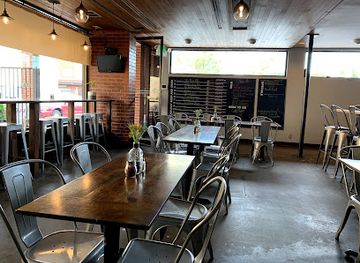 washington/kent/restaurant/airways-brewing-the-bistro-beer-garden