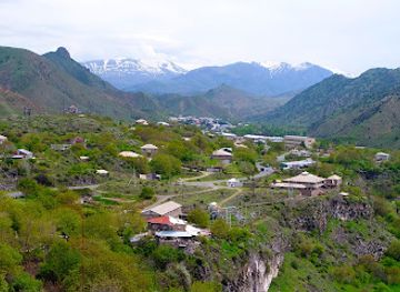 armenia/yeghegis-village/restaurant/dzoraberd-restoran-hotel