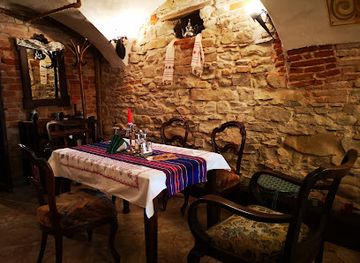 romania/transylvania/restaurant/medieval-cafe-restaurant