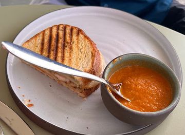 iowa/des-moines/restaurant/allora-cafe