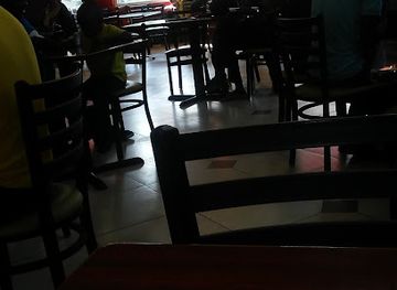 haiti/petionville/restaurant/mama-s-kitchen