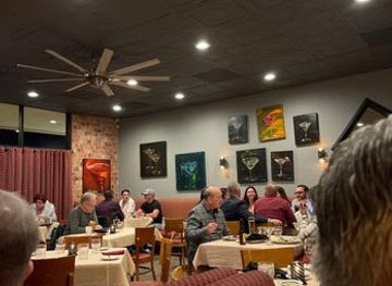 california/santa-clarita/restaurant/the-social