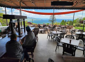 north-carolina/blue-ridge-mountains/restaurant/chalet-restaurant