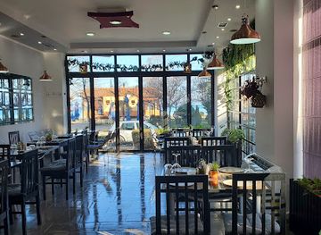 albania/pogradec/restaurant/clair-de-lune