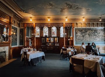 michigan/mid-michigan/restaurant/the-whitney