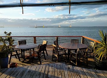 new-zealand/nelson/restaurant/the-boathouse-society