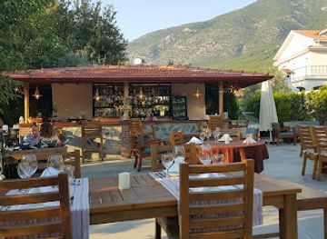 turkiye/lycian-way/restaurant/karizma-restaurant
