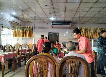 bangladesh/jaflong/restaurant/pach-bhai-restaurant