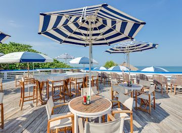 florida/naples-beach/restaurant/rhode-s-end