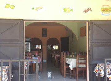 madagascar/menabe/restaurant/gourmandise-supermarche