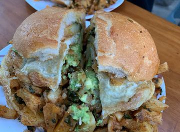 ethiopia/debre-libanos-monastery/restaurant/mamush-fast-food