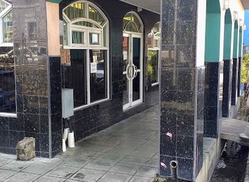 saint-vincent-and-the-grenadines/kingstown/restaurant/vincy-roti