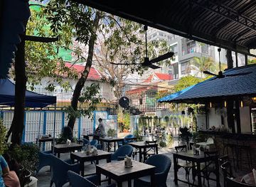 cambodia/phnom-penh/restaurant/elia-greek-kitchen-bassac-lane