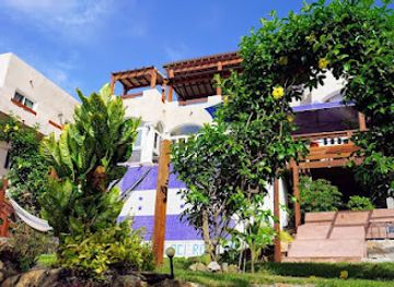 honduras/roatan/restaurant/bella-s-place-roatan