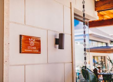 anguilla/sombrero-island/restaurant/stone