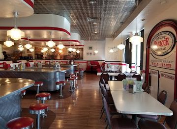 michigan/southwest-michigan/restaurant/d-nicio-s-parlour
