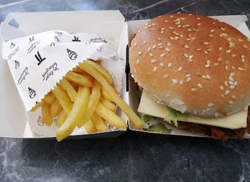 mauritius/pamplemousses/restaurant/kfc-mahogany-shopping-promenade