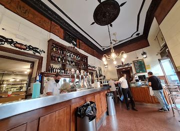 spain/madrid/sol/restaurant/casa-labra