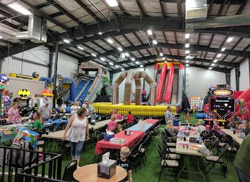 ohio/chillicothe/restaurant/triple-crown-family-fun-center