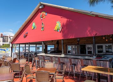 florida/st-petersburg-beach/restaurant/shrimpys-waterfront