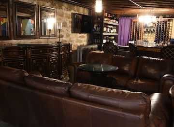 wisconsin/devil-s-lake-state-park/restaurant/the-relish-tray-bistro-speakeasy