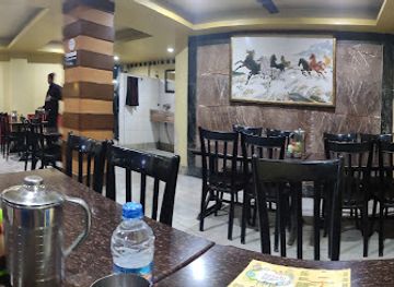 india/guwahati/paltan-bazaar/restaurant/sakshi-restaurant