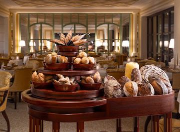 monaco/monaco-harbor/restaurant/les-ambassadeurs-by-christophe-cussac