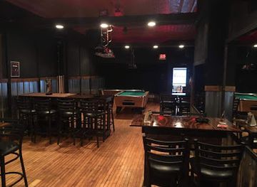 indiana/richmond/restaurant/berties-music-bar