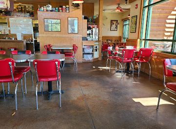 california/lake-tahoe/restaurant/the-red-hut-cafe