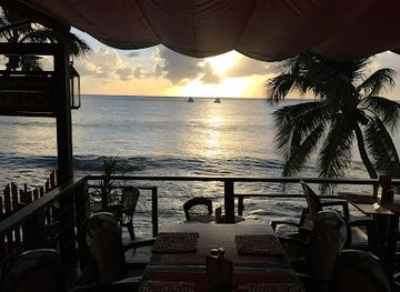 barbados/saint-peter/restaurant/bombas