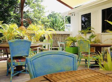 antigua-and-barbuda/dickenson-bay/restaurant/dawne-s-soleil-kafe