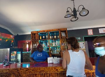 the-bahamas/exuma/restaurant/pfc-pauls-fried-chicken