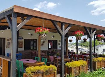 serbia/bor/restaurant/rakija-and-meze