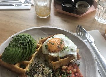 united-kingdom/london/restaurant/mae-harvey