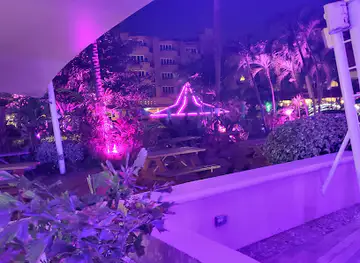 Coco Patch Restaurant